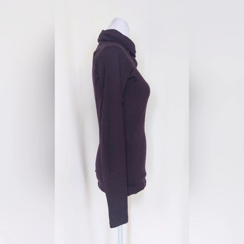 Nike Pro Drifit Small Athletic Run Base Layer Purple Mock Turtleneck Top Purple